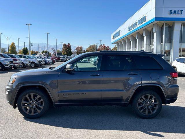 used 2017 Jeep Grand Cherokee car, priced at $15,000
