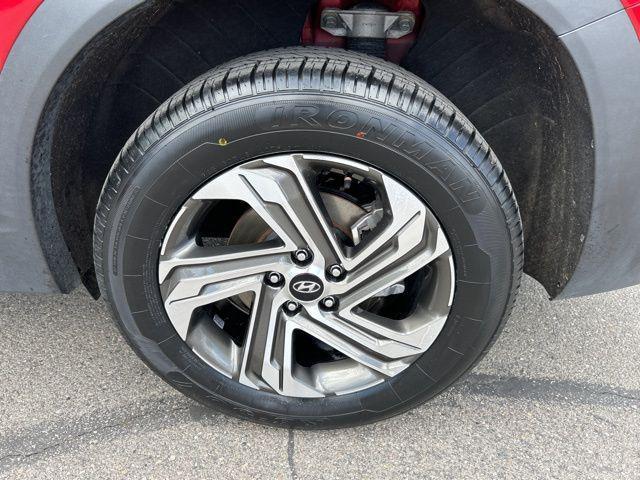 used 2023 Hyundai Santa Fe car, priced at $22,291
