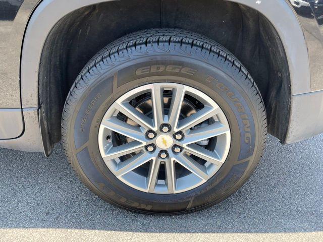 used 2023 Chevrolet Traverse car, priced at $30,793