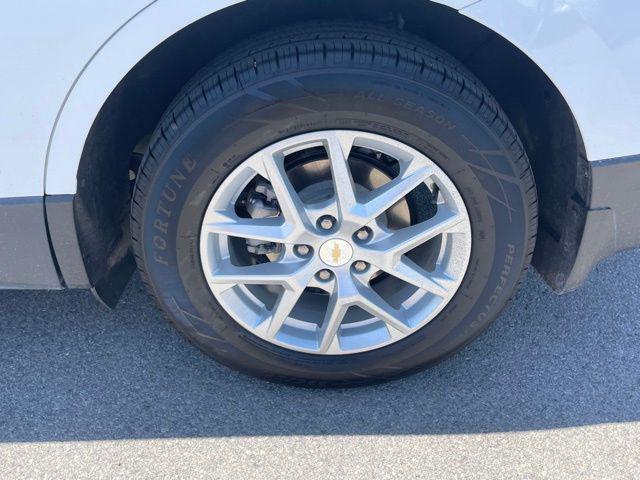 used 2023 Chevrolet Equinox car, priced at $21,419