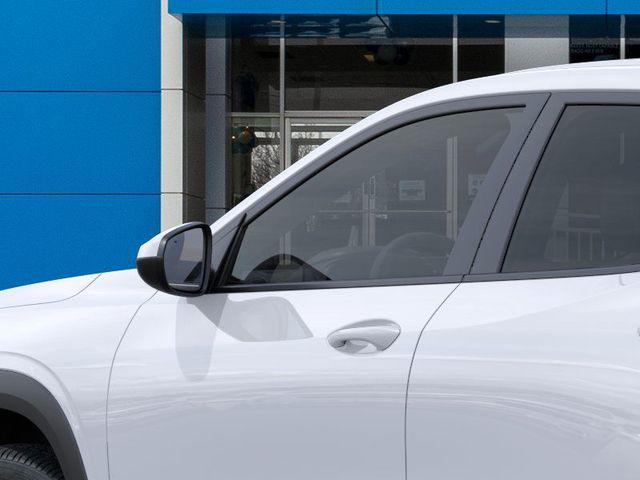 new 2025 Chevrolet Trax car, priced at $19,742