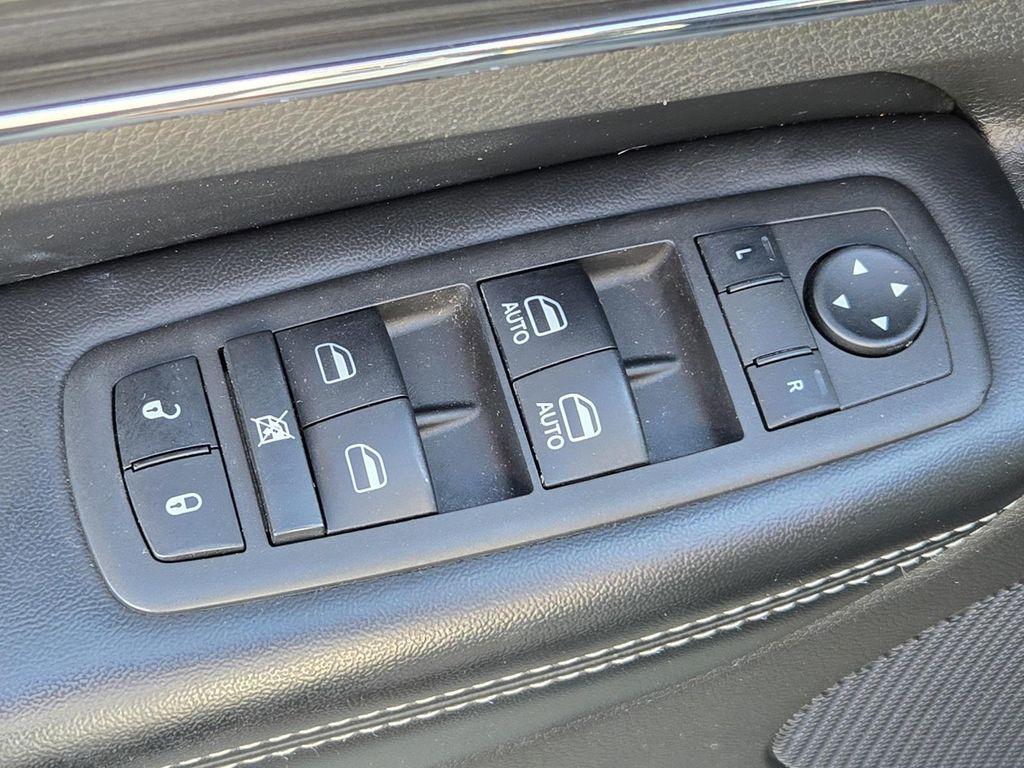 used 2021 Jeep Grand Cherokee car, priced at $22,777