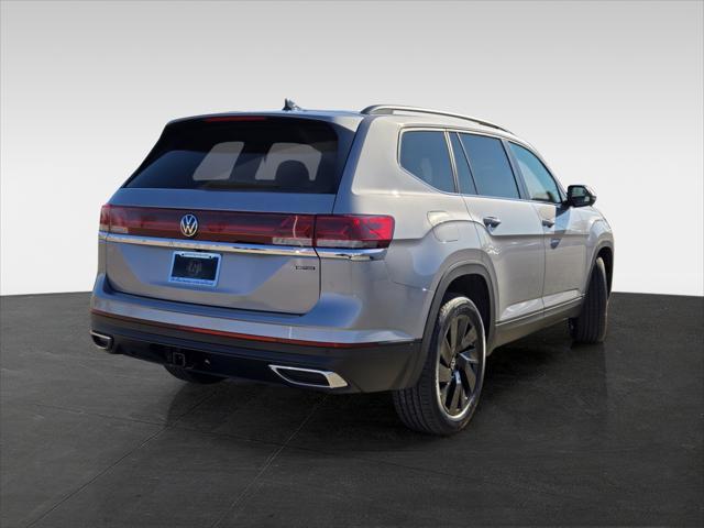 new 2025 Volkswagen Atlas car, priced at $45,752