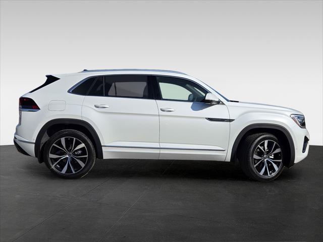 new 2025 Volkswagen Atlas Cross Sport car, priced at $56,035