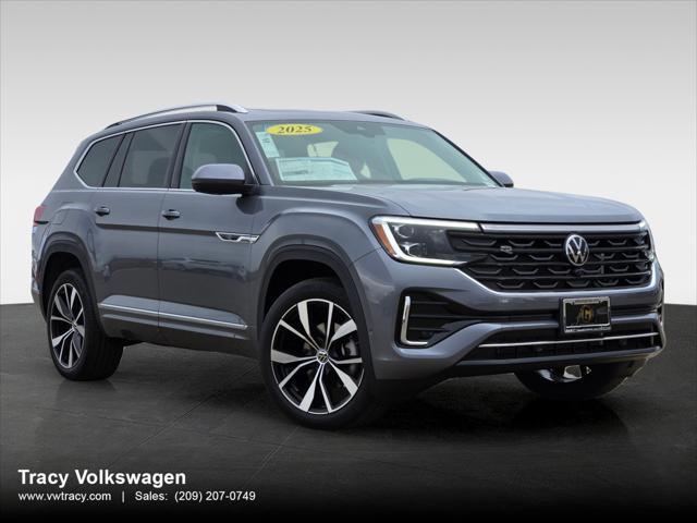 new 2025 Volkswagen Atlas car, priced at $53,539