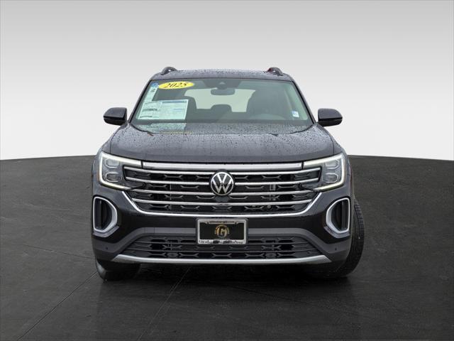 new 2025 Volkswagen Atlas car, priced at $41,296