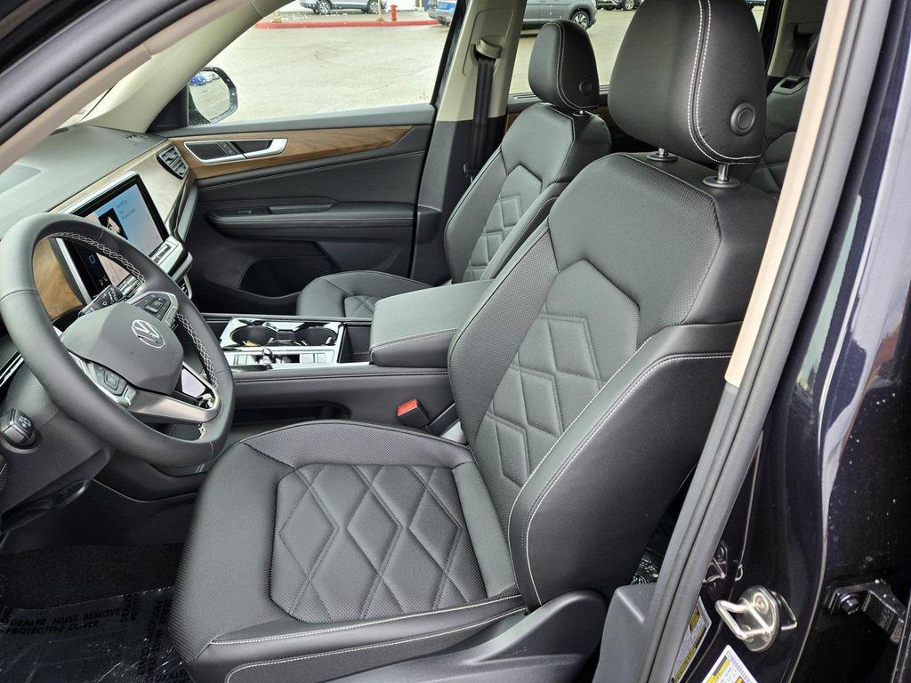 new 2025 Volkswagen Atlas car, priced at $40,296