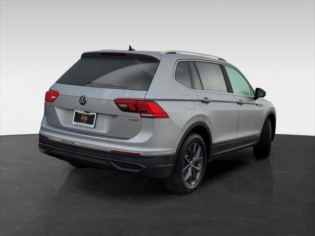 new 2024 Volkswagen Tiguan car, priced at $32,858