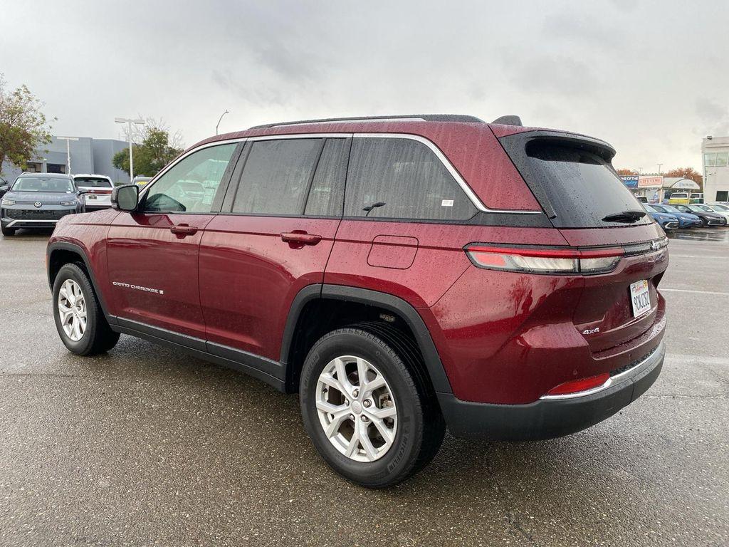 used 2023 Jeep Grand Cherokee car, priced at $27,785