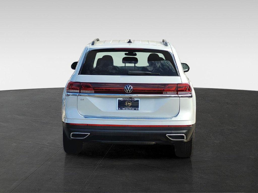 new 2026 Volkswagen Atlas car, priced at $39,553