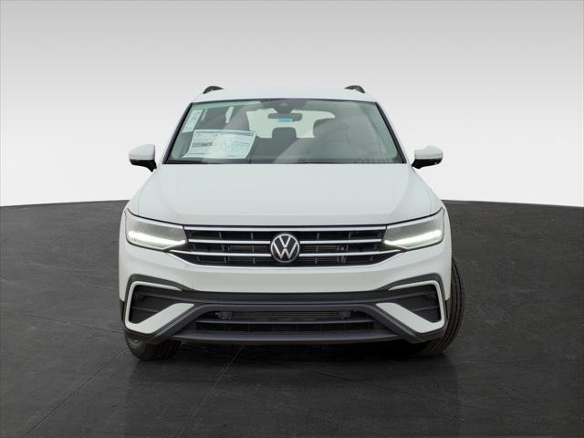 new 2024 Volkswagen Tiguan car, priced at $29,182