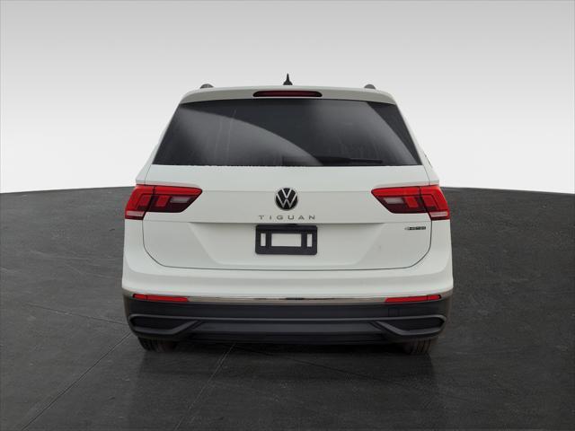 new 2024 Volkswagen Tiguan car, priced at $29,182