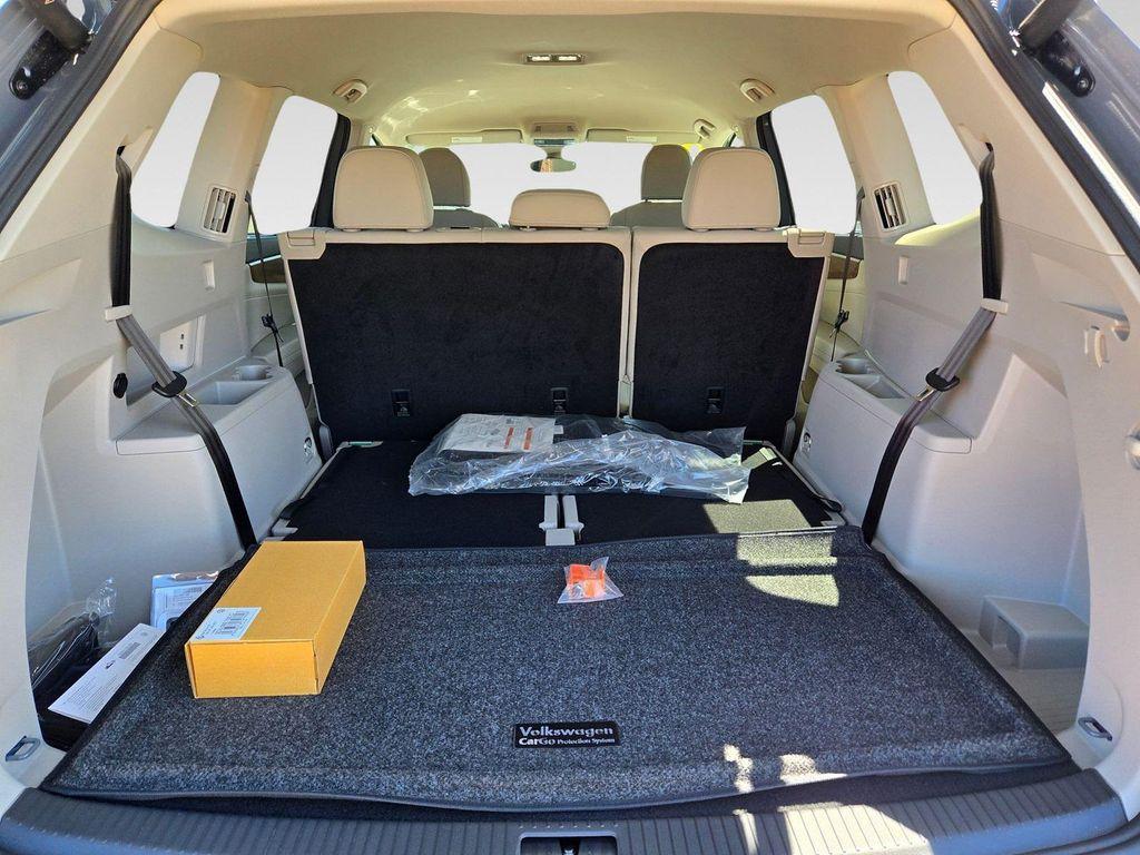 new 2026 Volkswagen Atlas car, priced at $48,925