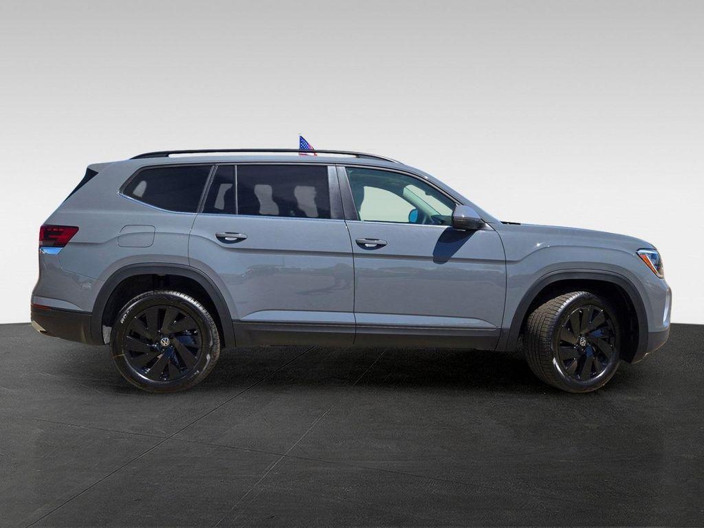 new 2026 Volkswagen Atlas car, priced at $48,925