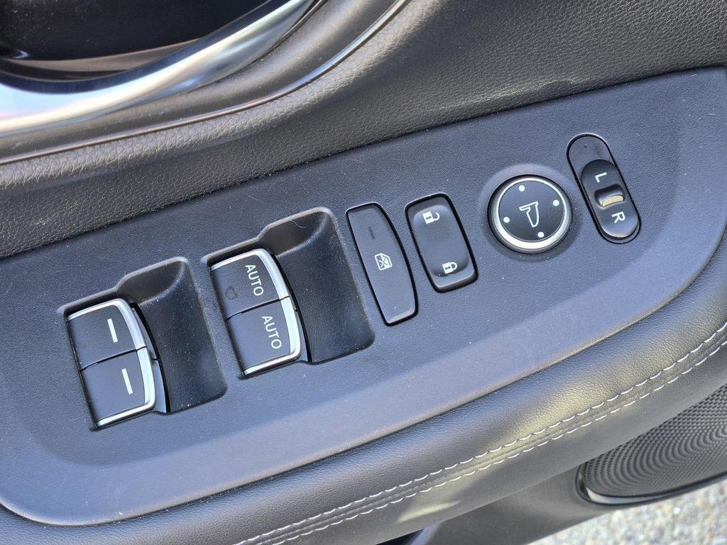 used 2023 Honda HR-V car, priced at $24,299