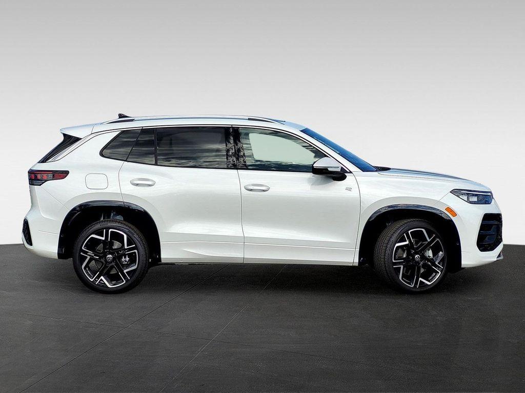 new 2026 Volkswagen Tiguan car, priced at $45,902