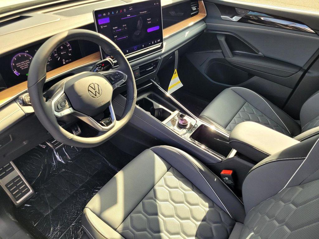new 2026 Volkswagen Tiguan car, priced at $45,902