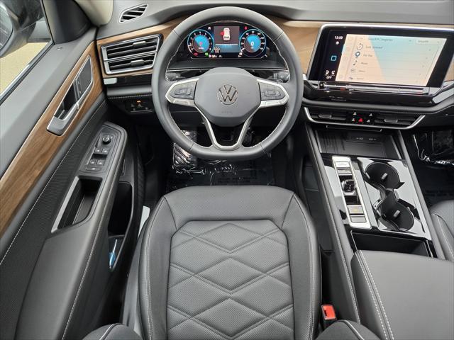 new 2025 Volkswagen Atlas car, priced at $44,087