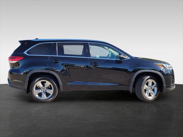 used 2018 Toyota Highlander car, priced at $26,598