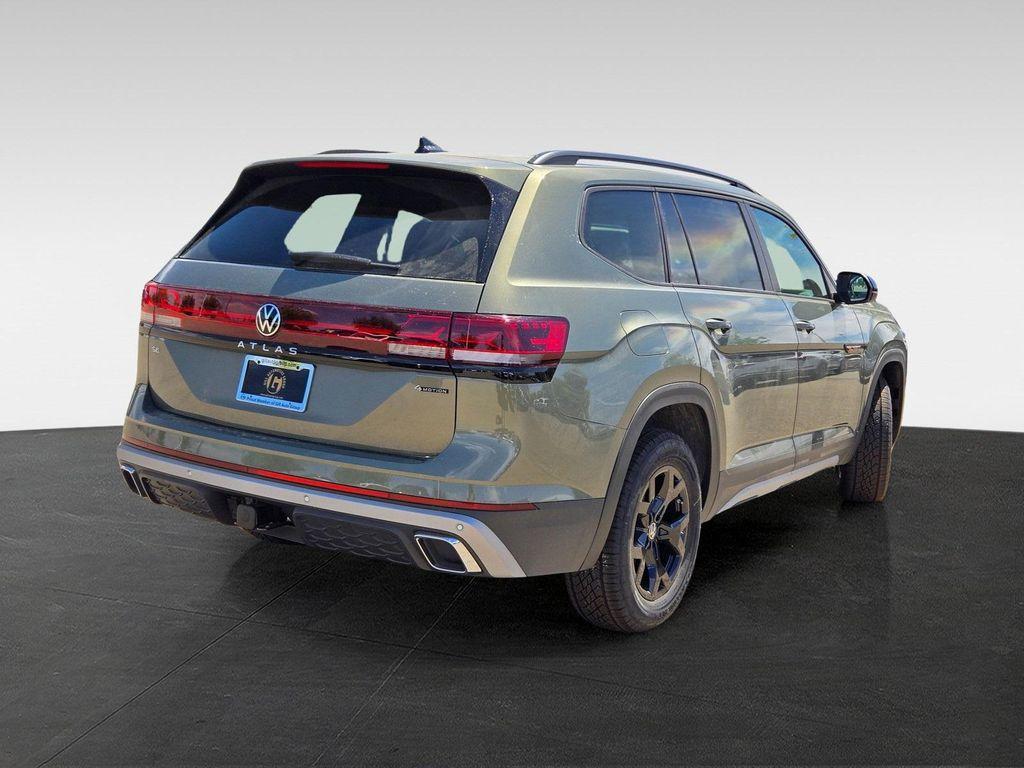 new 2025 Volkswagen Atlas car, priced at $47,561