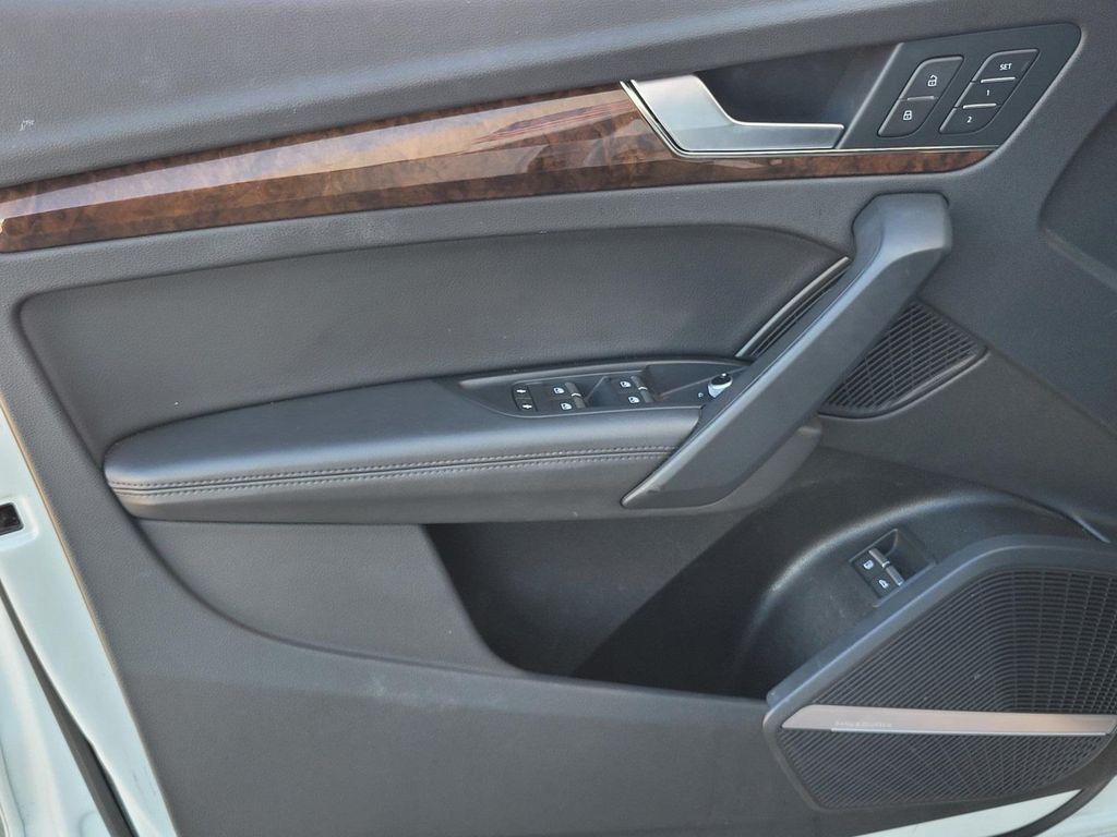 used 2020 Audi Q5 car, priced at $22,555