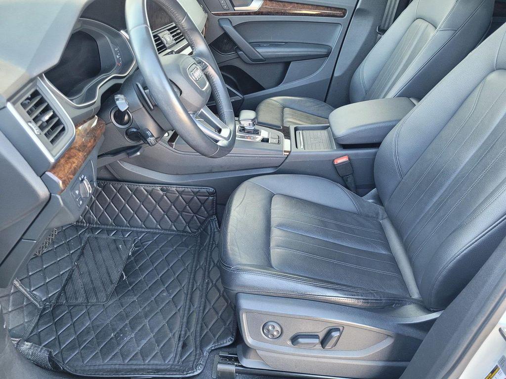 used 2020 Audi Q5 car, priced at $22,555