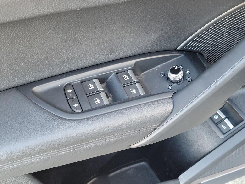 used 2020 Audi Q5 car, priced at $22,555