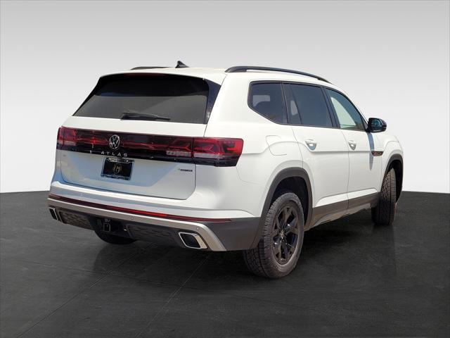 new 2024 Volkswagen Atlas car, priced at $43,024