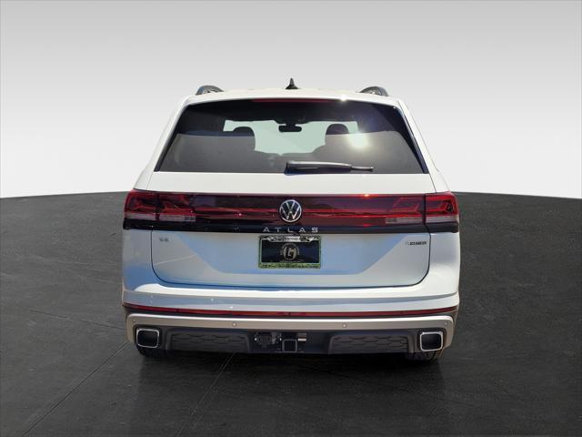 new 2024 Volkswagen Atlas car, priced at $43,024