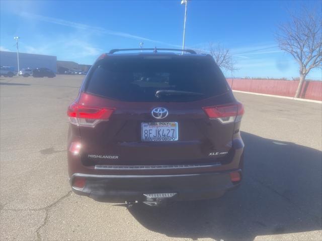 used 2018 Toyota Highlander car, priced at $27,450