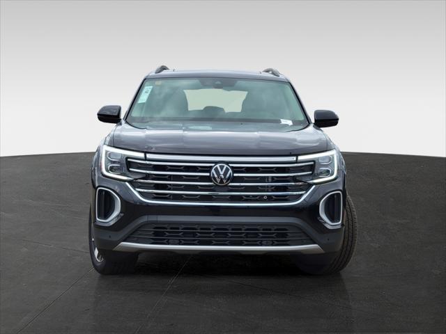 new 2024 Volkswagen Atlas car, priced at $39,875