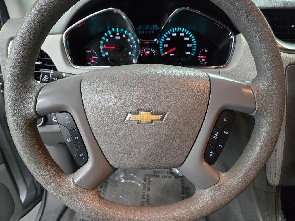 used 2015 Chevrolet Traverse car, priced at $11,999