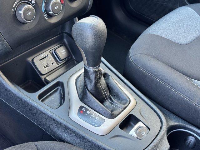 used 2016 Jeep Cherokee car, priced at $10,999