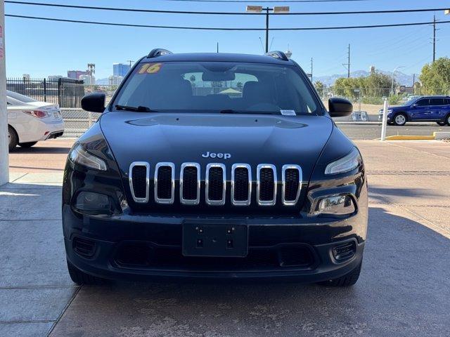 used 2016 Jeep Cherokee car, priced at $10,999