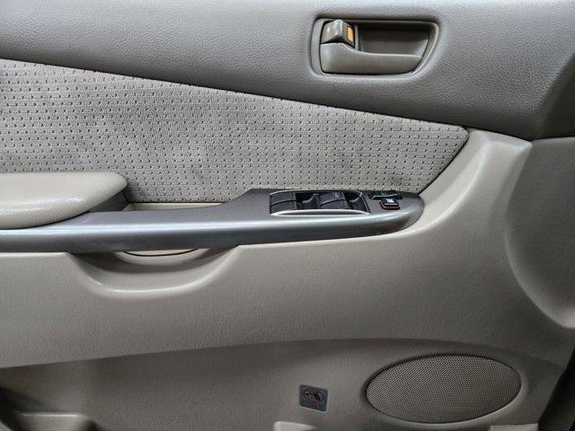 used 2007 Toyota Sienna car, priced at $7,650