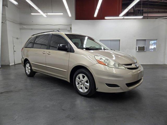 used 2007 Toyota Sienna car, priced at $7,650