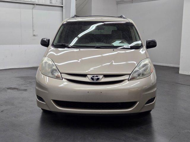 used 2007 Toyota Sienna car, priced at $7,650
