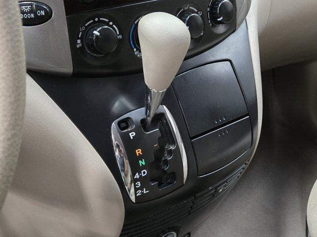 used 2007 Toyota Sienna car, priced at $7,650