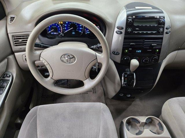 used 2007 Toyota Sienna car, priced at $7,650