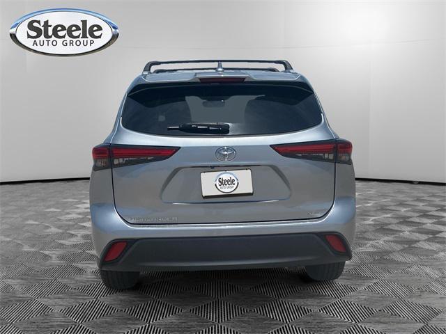 used 2023 Toyota Highlander car, priced at $35,495