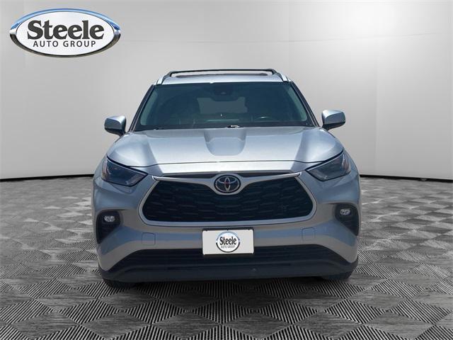 used 2023 Toyota Highlander car, priced at $35,495
