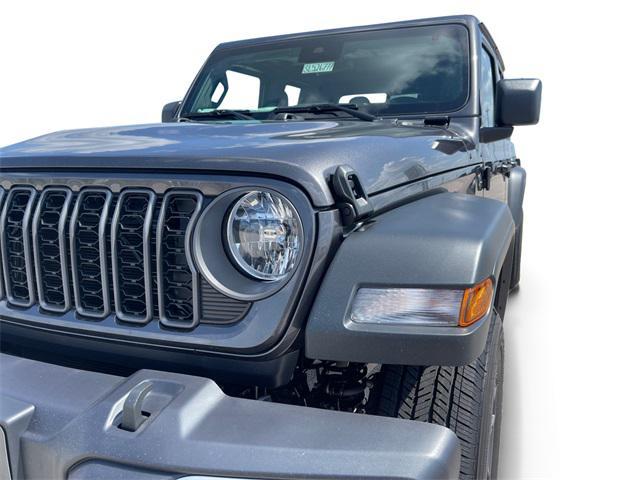 new 2025 Jeep Gladiator car, priced at $44,503