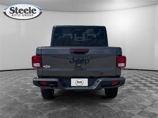 new 2025 Jeep Gladiator car, priced at $40,910