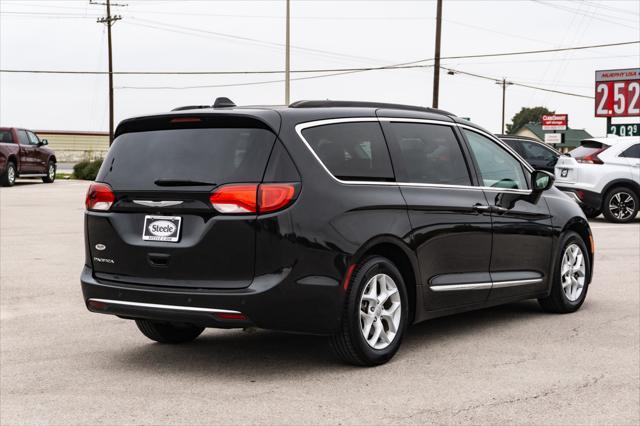 used 2017 Chrysler Pacifica car, priced at $13,995