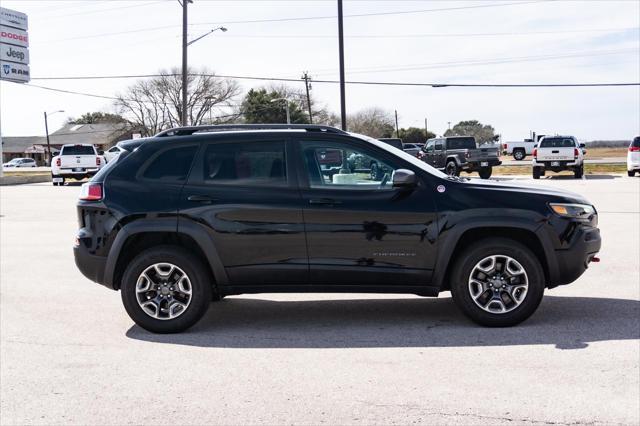 used 2019 Jeep Cherokee car, priced at $19,995