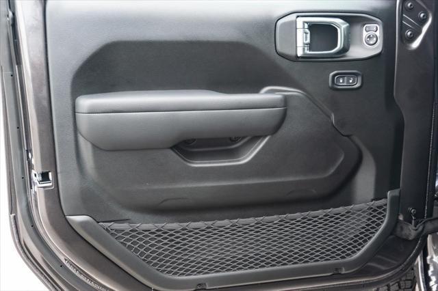 new 2025 Jeep Wrangler car, priced at $47,675