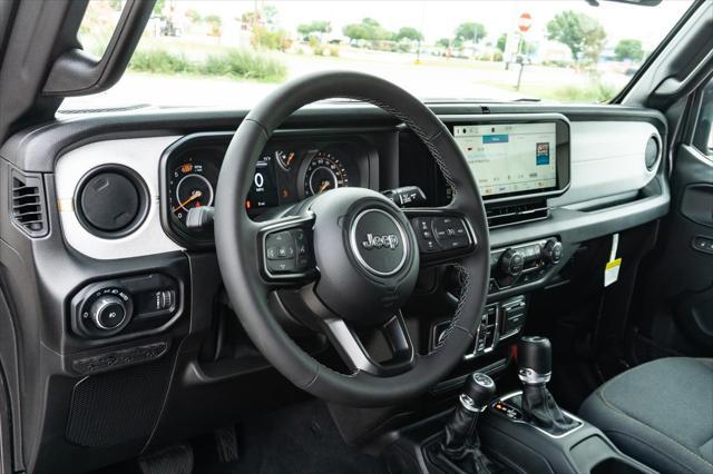 new 2025 Jeep Wrangler car, priced at $47,675