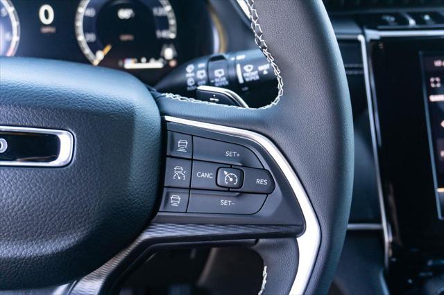 new 2025 Jeep Grand Cherokee car, priced at $41,970