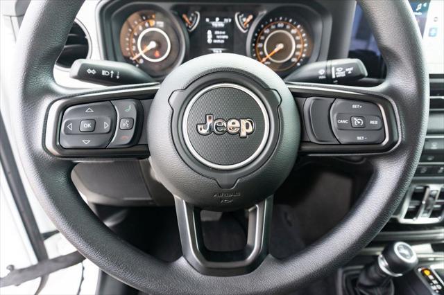 new 2025 Jeep Gladiator car, priced at $44,785