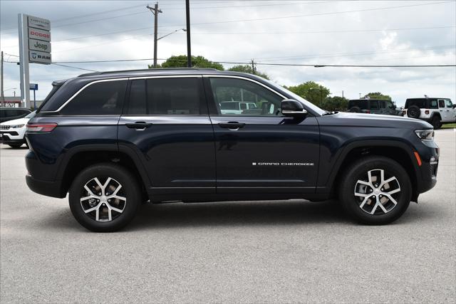 new 2024 Jeep Grand Cherokee car, priced at $53,735